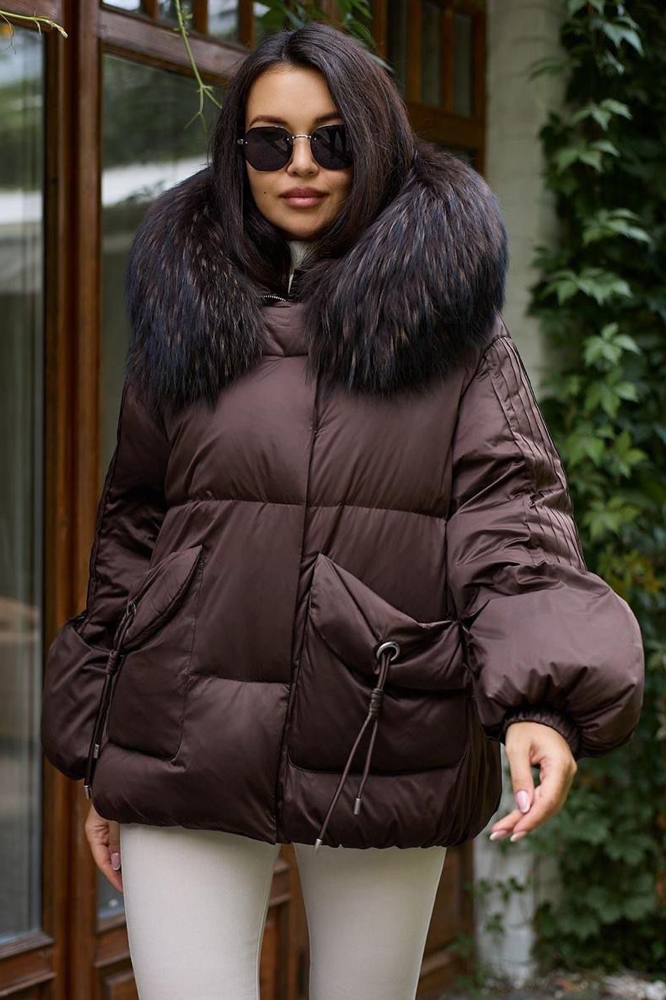 Модный пуховик женский зимний с капюшоном