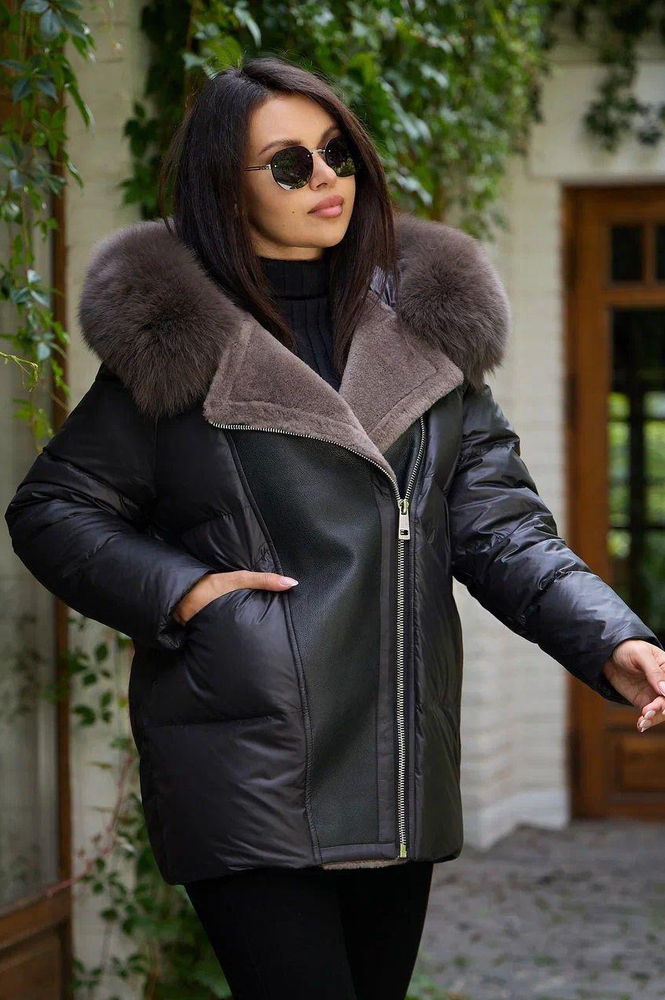 Зимний пуховик BTN с мехом песца