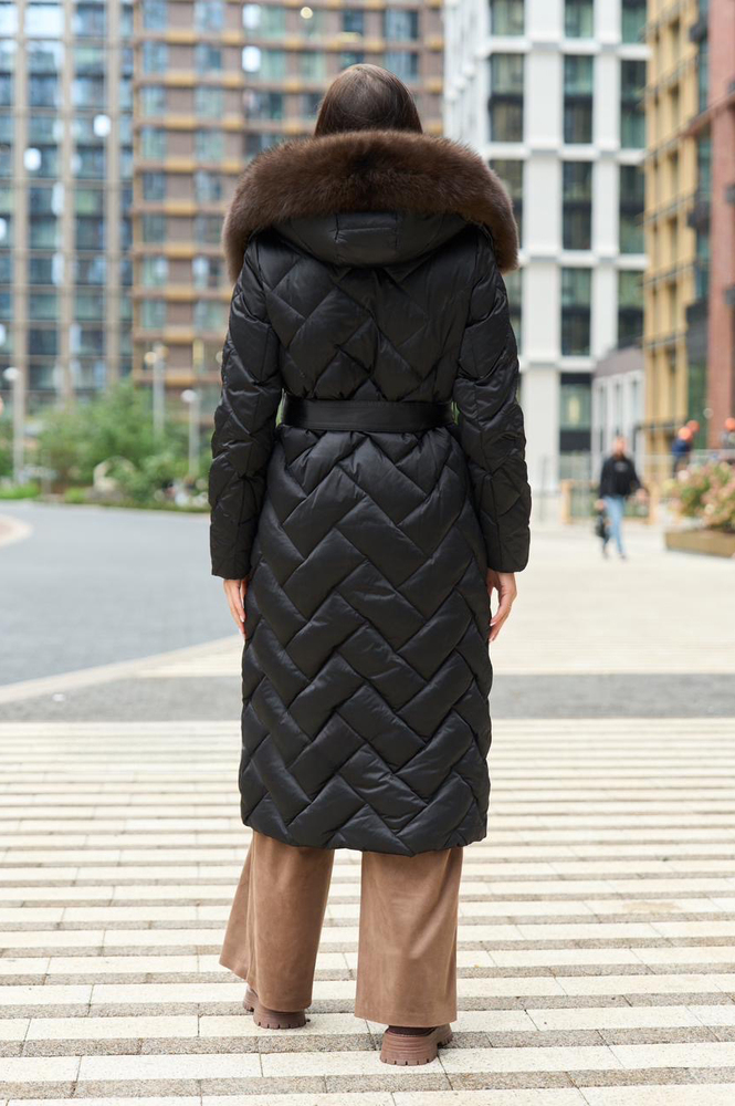 Куртка стеганная приталенная Vivilona