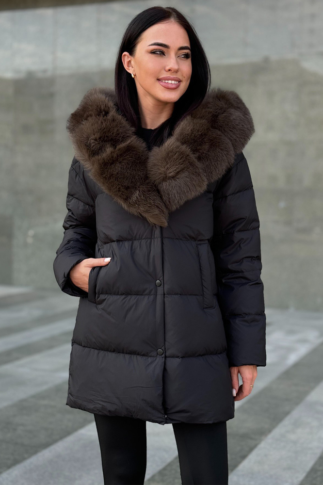 Модный зимний пуховик Vivilona