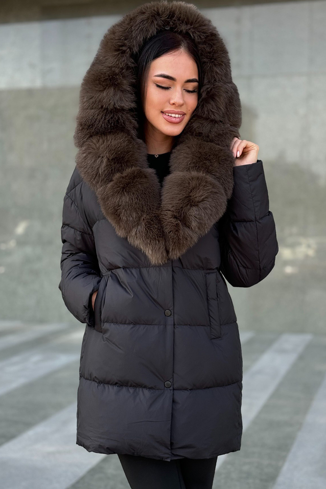 Модный зимний пуховик Vivilona