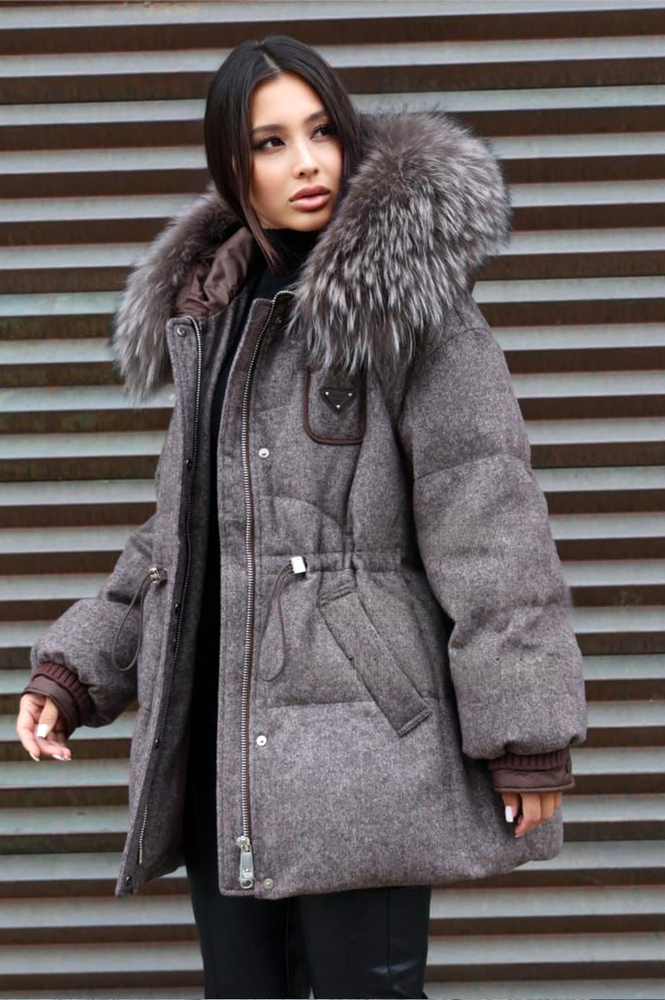 Зимний пуховик Pang Million с натуральным енотом