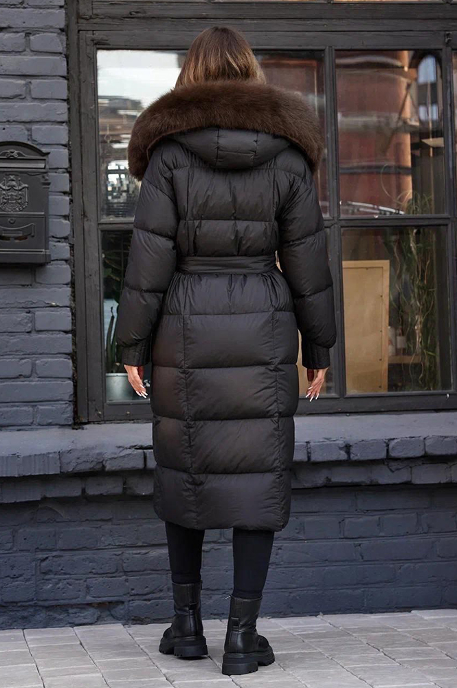 Пуховик Vivilona приталенный с мехом песца