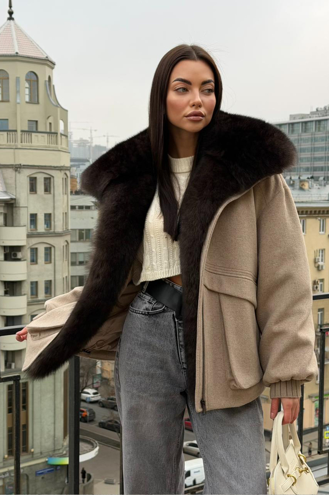 Модный бомбер Tannossto с песцом