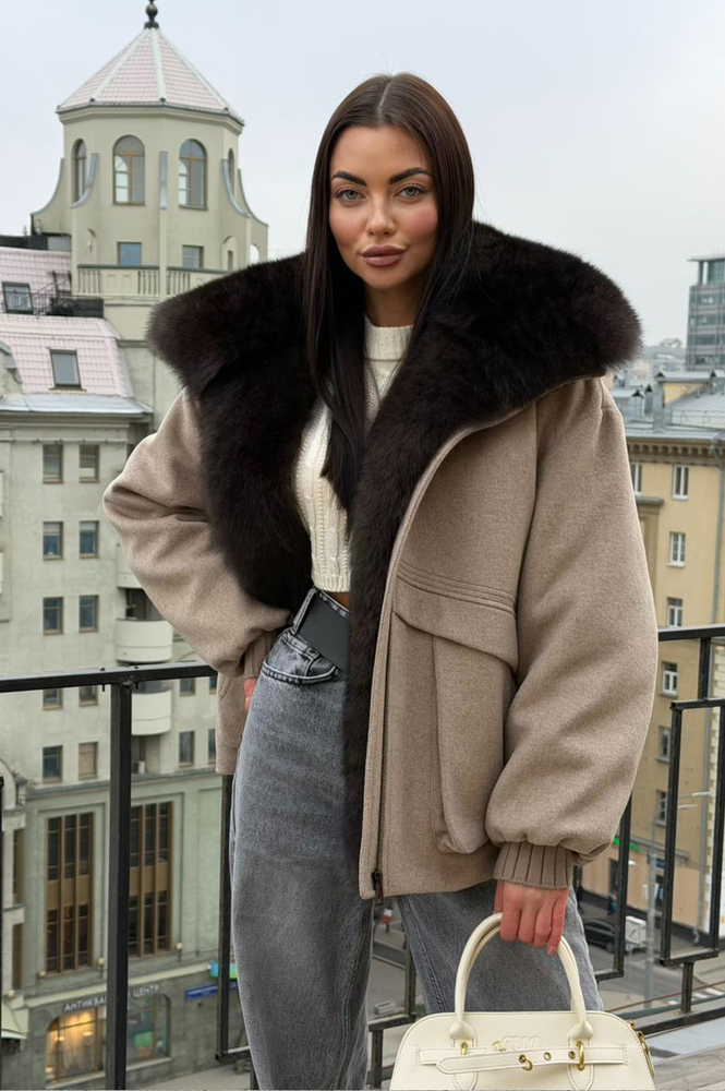 Модный бомбер Tannossto с песцом