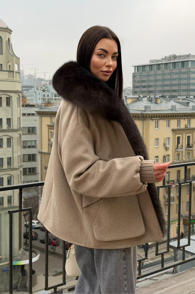 Модный бомбер Tannossto с песцом