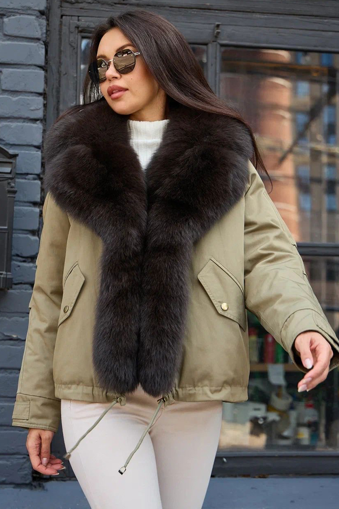 Пуховик женский зимний Vivilona с песцом