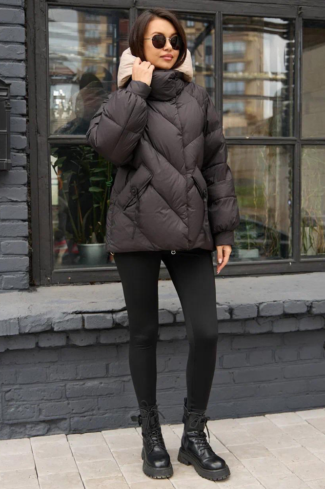 Зимний пуховик женский в черном цвете
