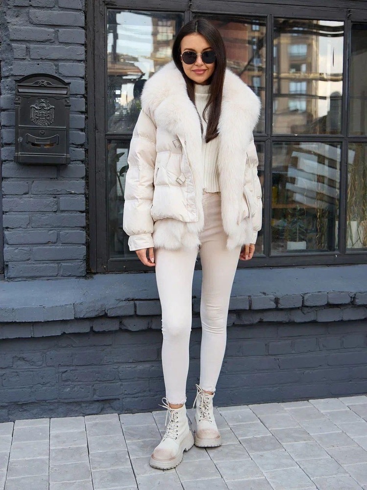 Теплый пуховик Vivilona с песцом